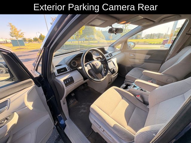 2015 Honda Odyssey EX photo 3