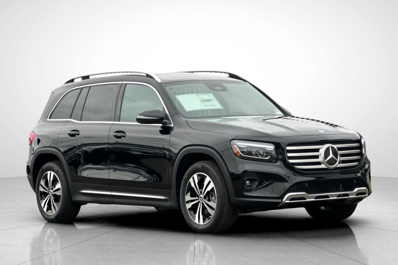 2025 Mercedes Benz GLB 250 photo 25