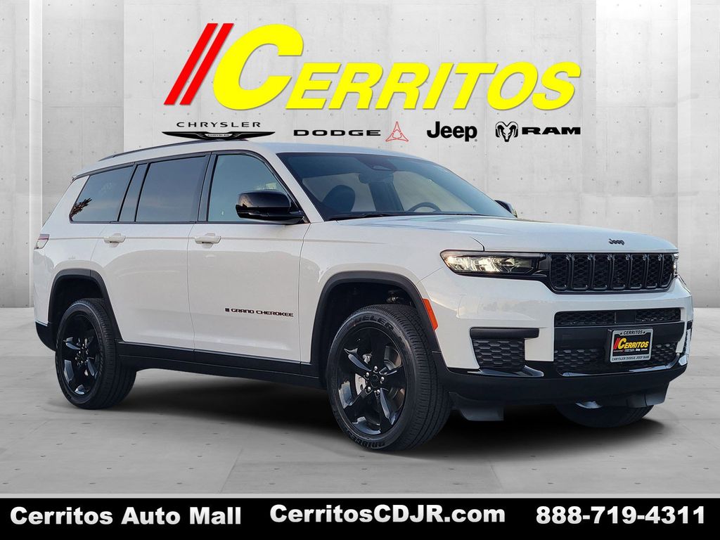 2025 Jeep Grand Cherokee L Altitude's photo