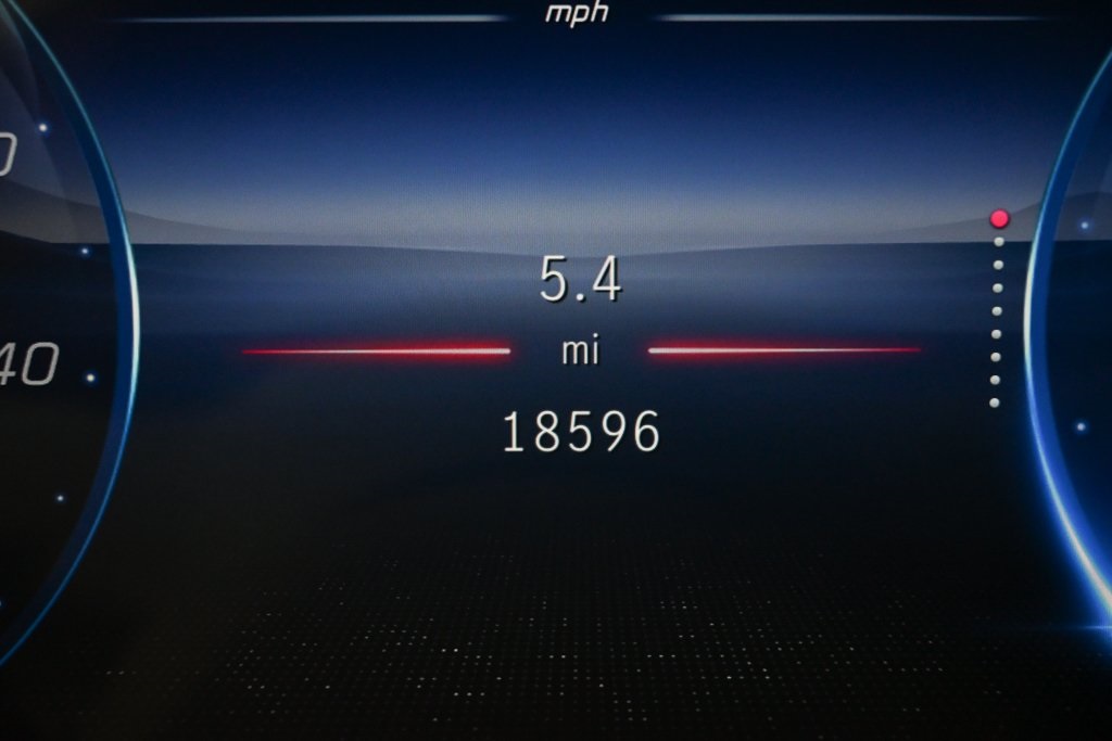 2024 Mercedes Benz EQE SUV 350 photo 9