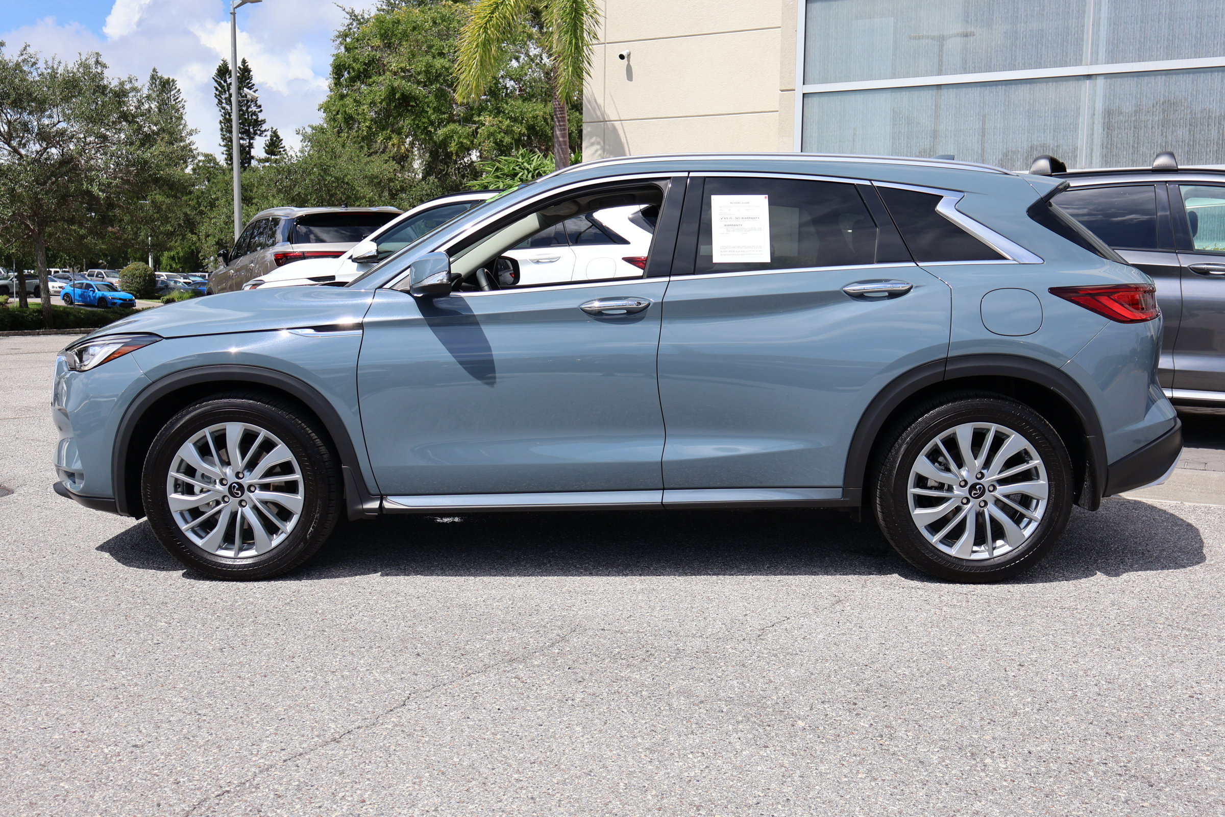 2024 Infiniti QX50 Luxe photo 6