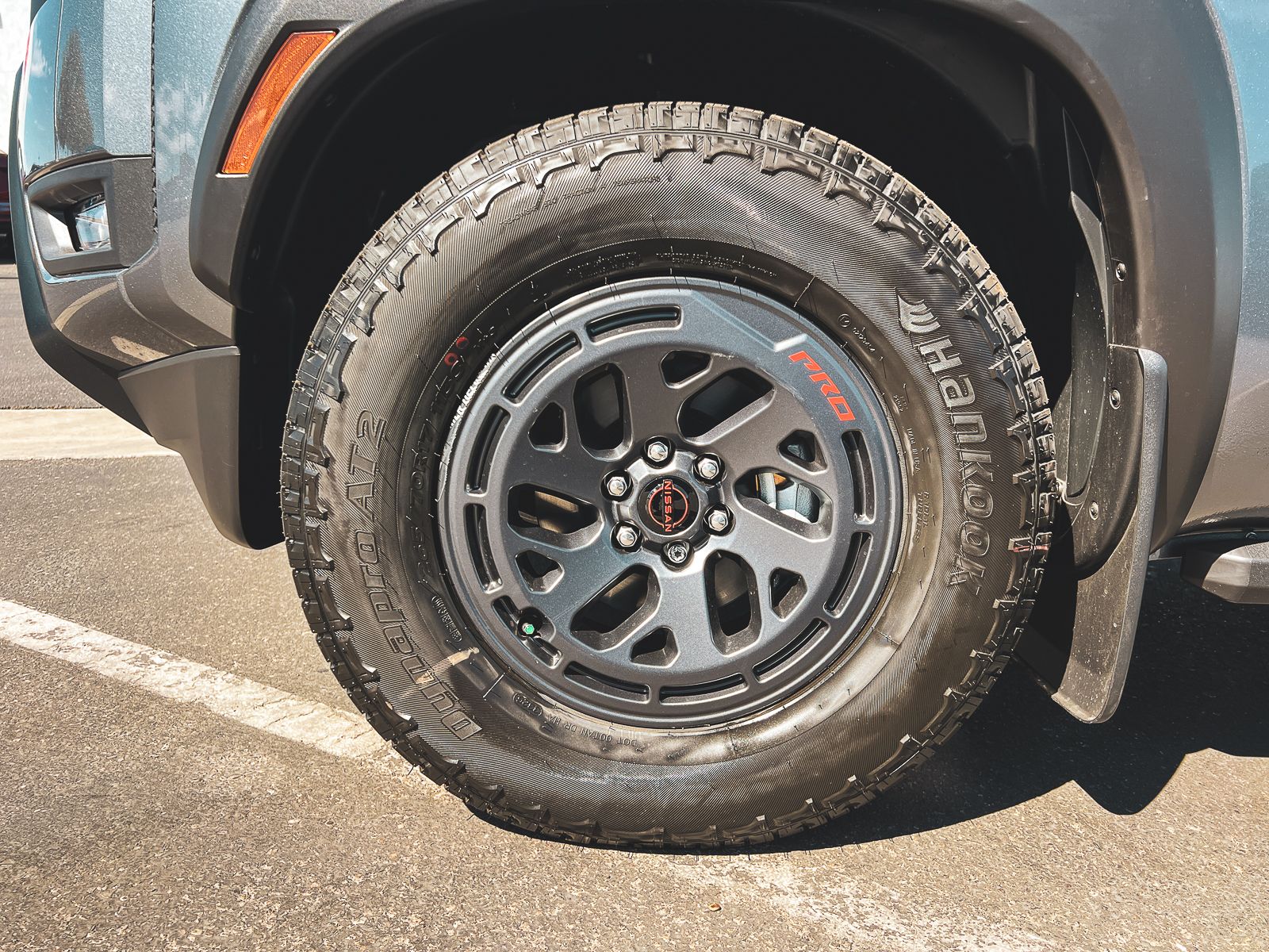 2026 Nissan Frontier PRO-X photo 4