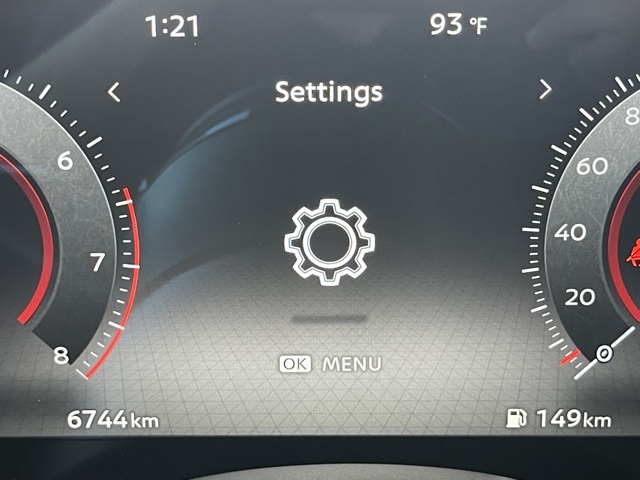 2025 Nissan Kicks SR photo 11