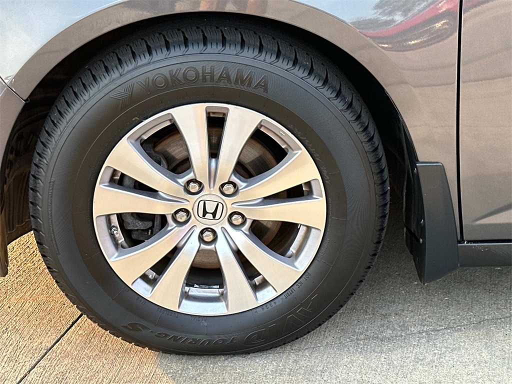 2016 Honda Odyssey SE photo 25