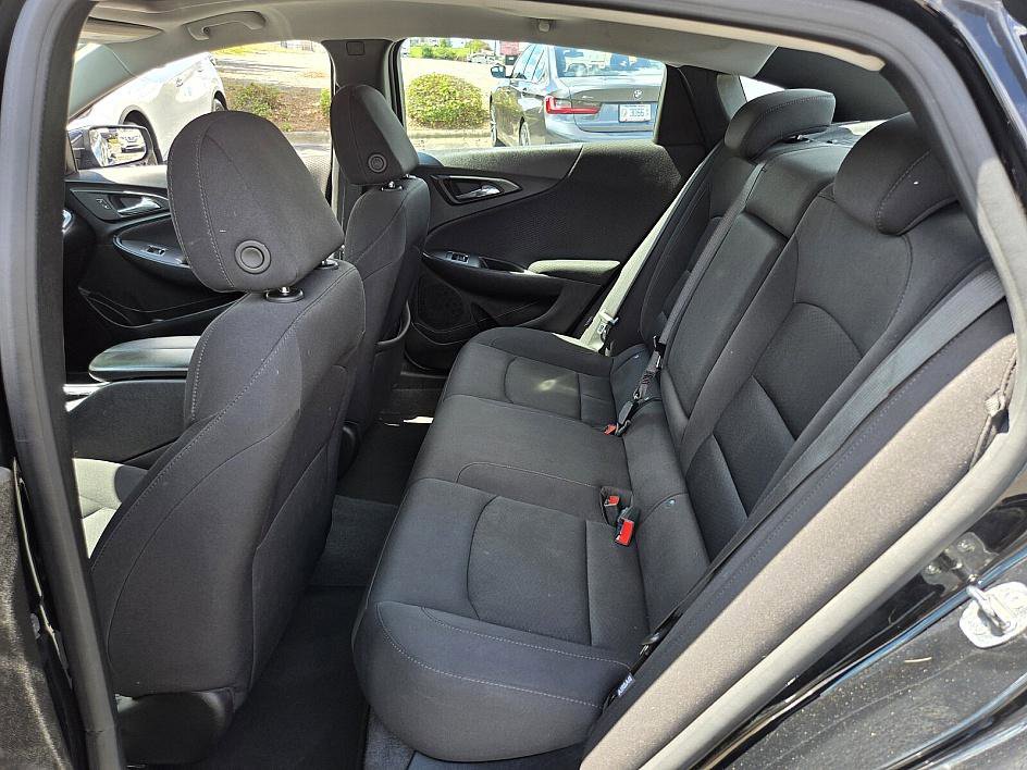 2024 Chevrolet Malibu 1LT photo 12