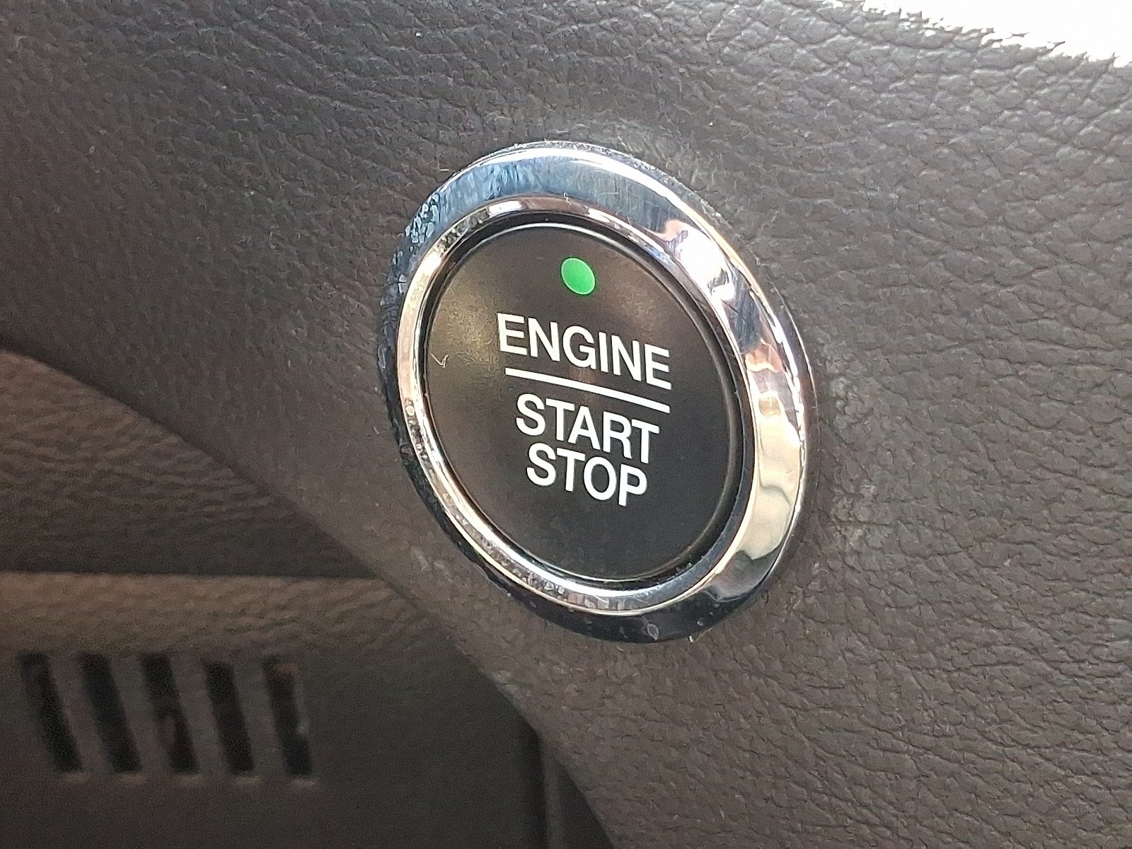 2024 Ford Edge SEL photo 22