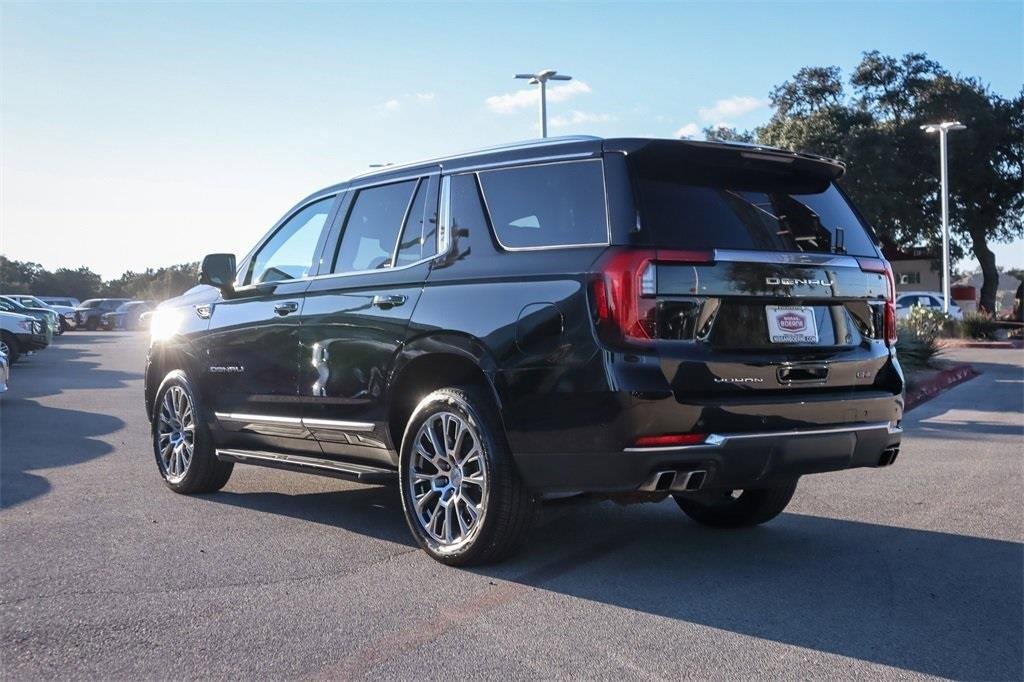 2025 GMC YUKON - Image 2