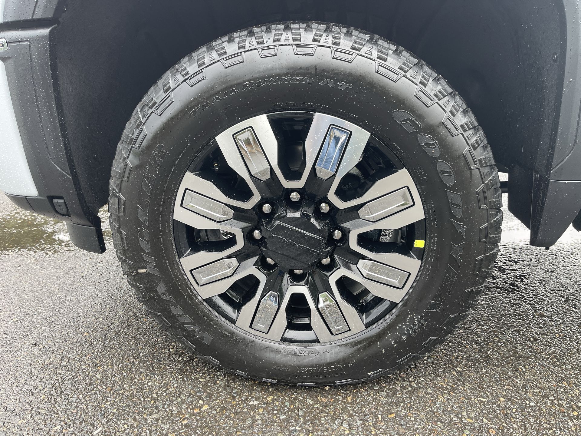 2026 Gmc Sierra 3500 HD Denali photo 33
