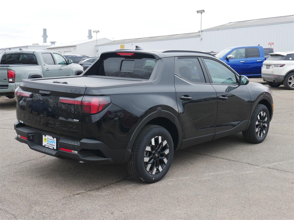 Used 2025 Hyundai Santa Cruz SEL Activity with VIN 5NTJCDDE3SH132427 for sale in Rochester, Minnesota