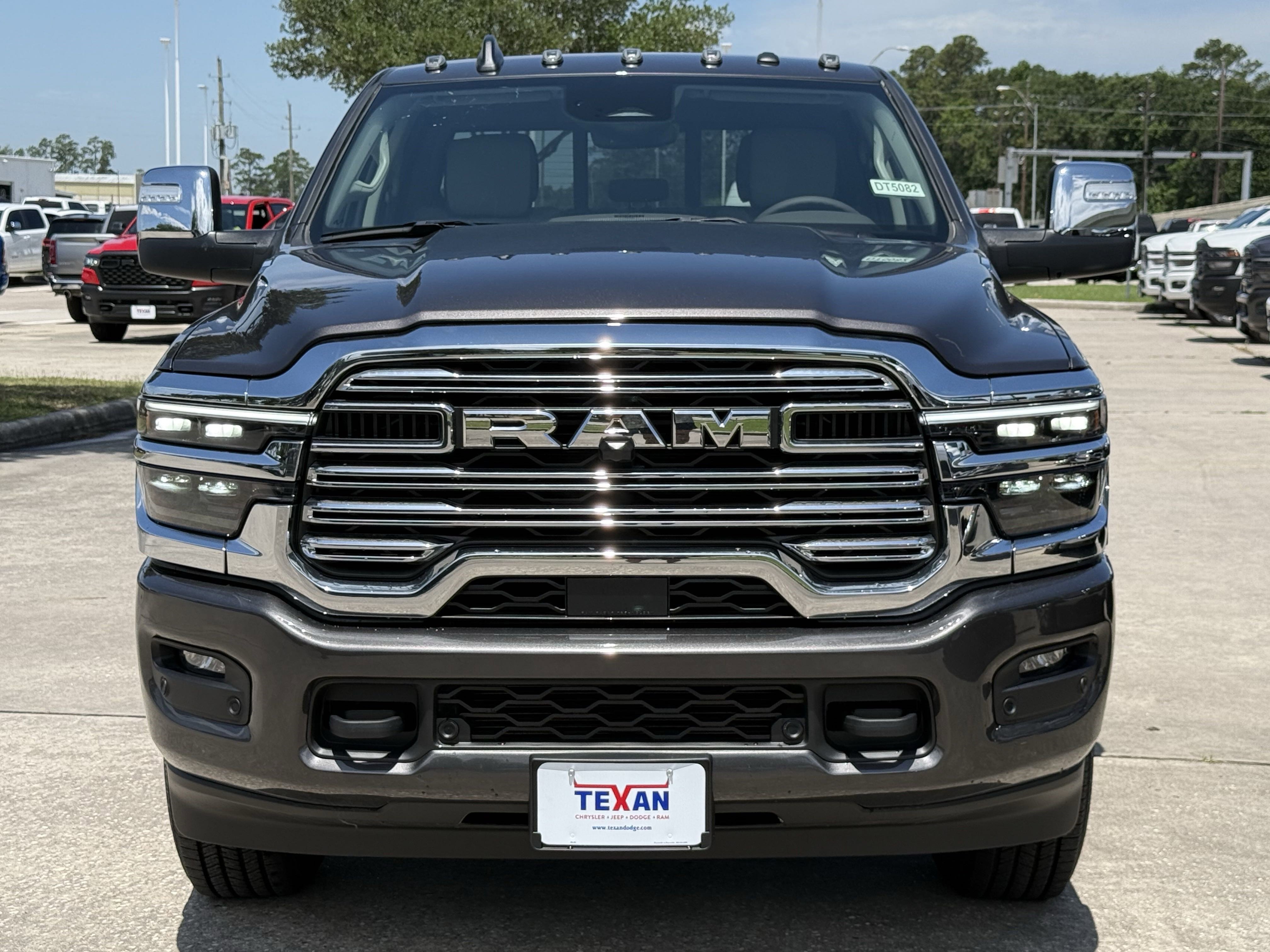 2025 Ram 2500 Laramie photo 3