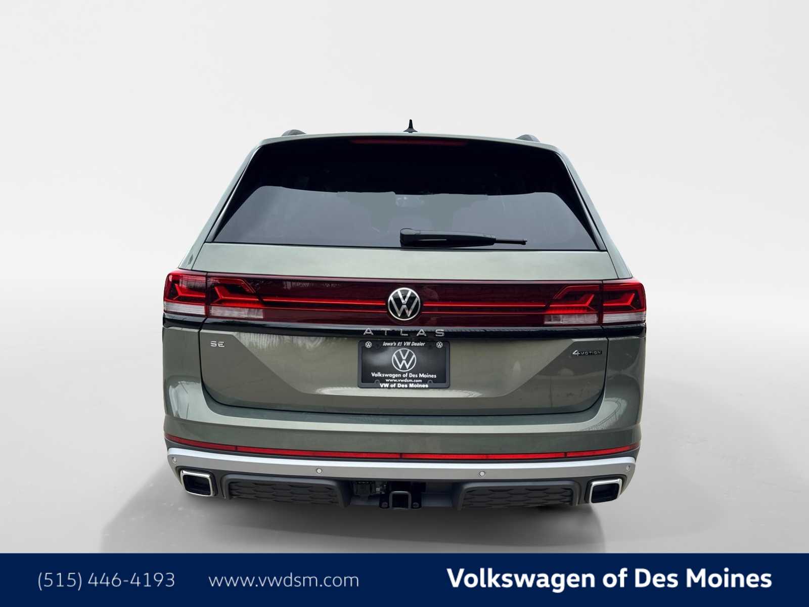 2025 Volkswagen Atlas Peak Edition SE photo 2