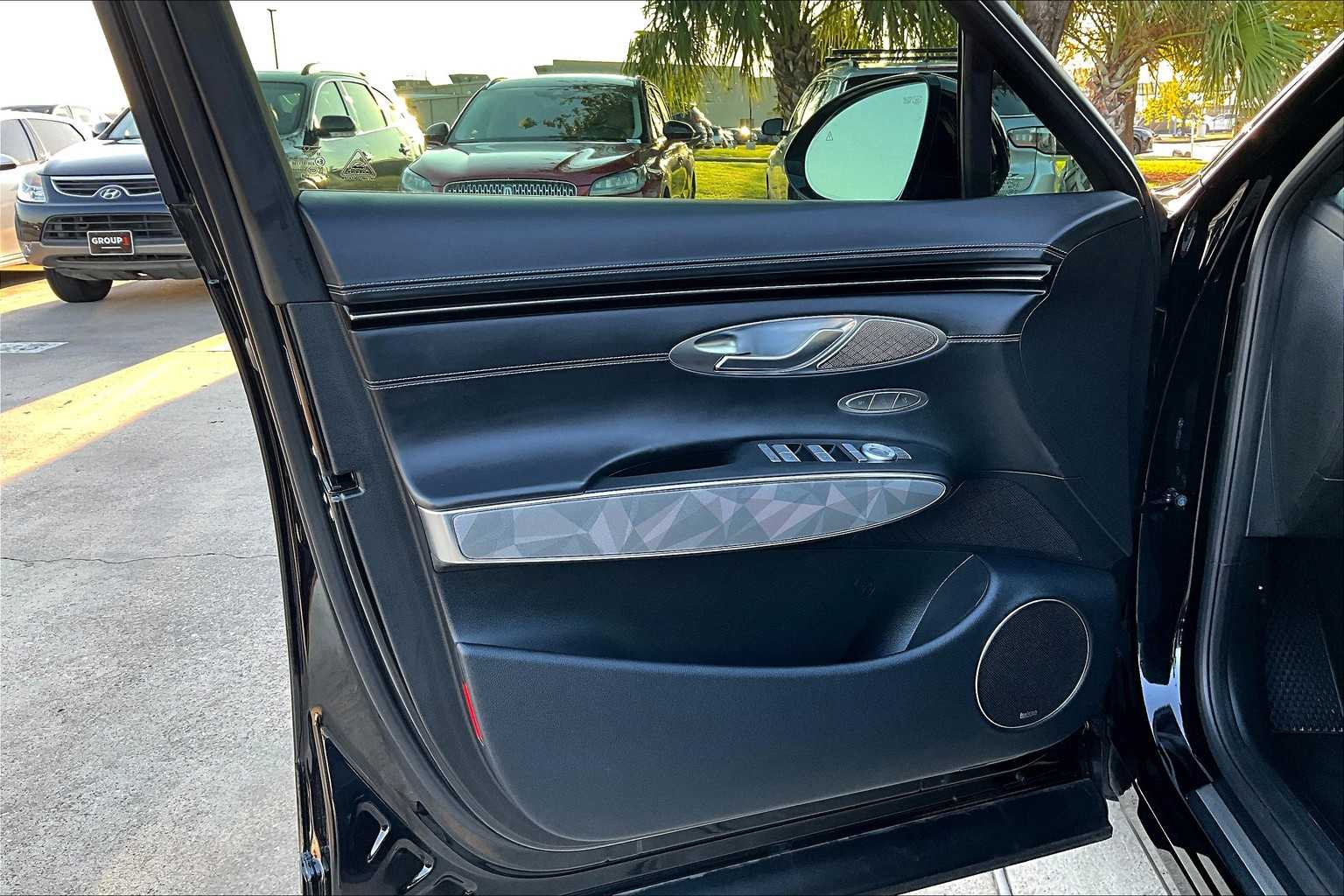 2025 Genesis GV70 3.5T Sport photo 21