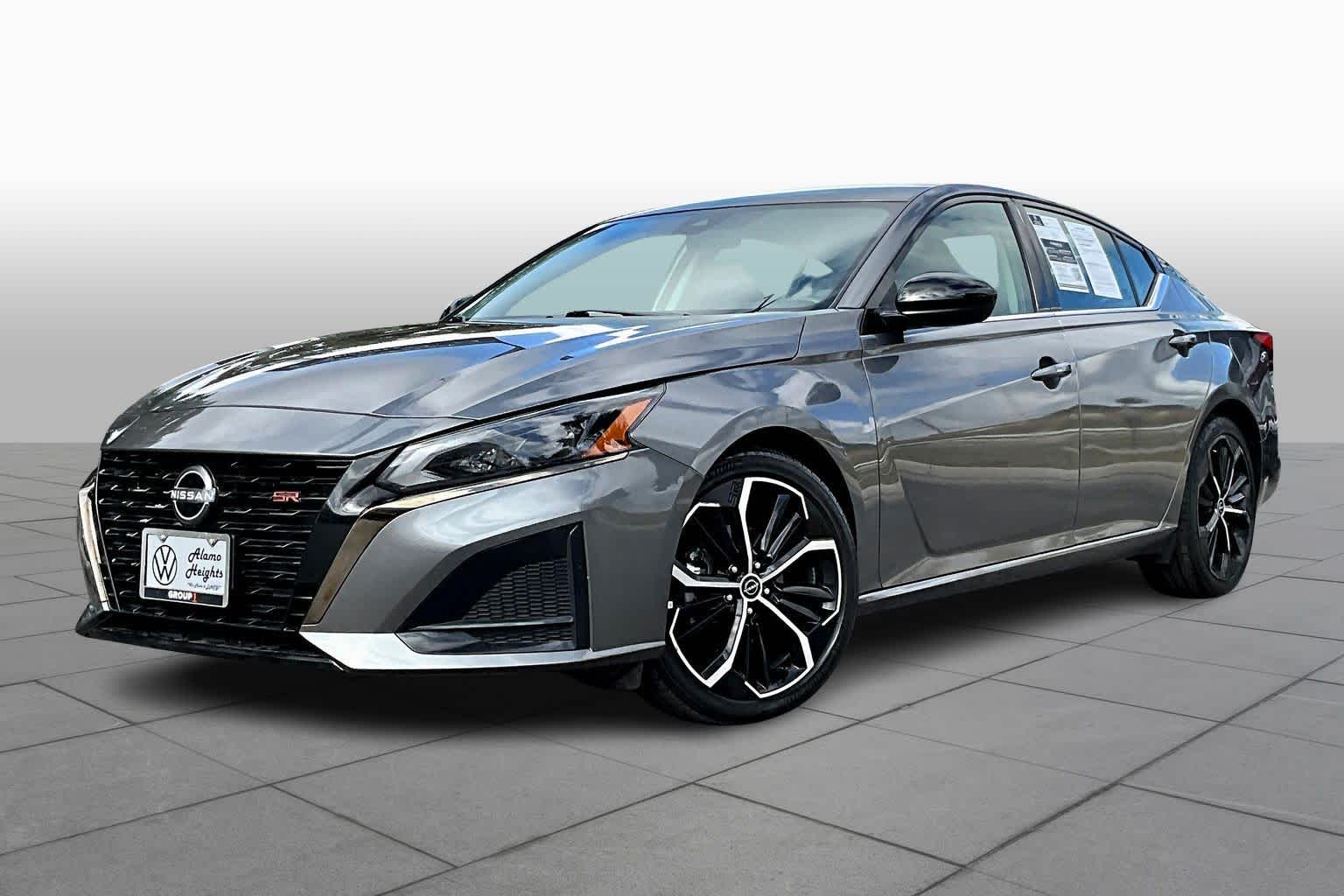 2024 Nissan Altima SR
