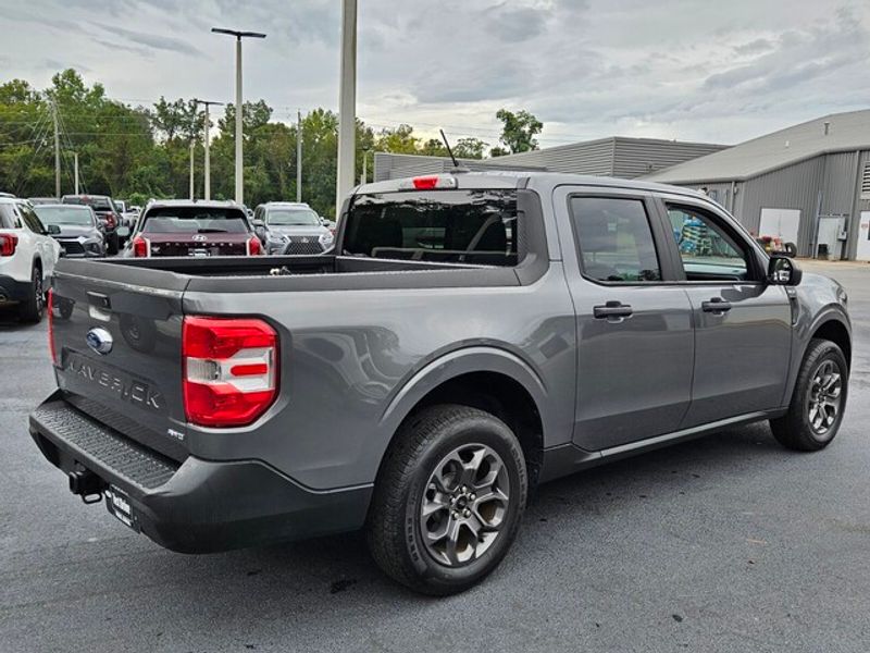 2022 Ford Maverick XLT photo 12