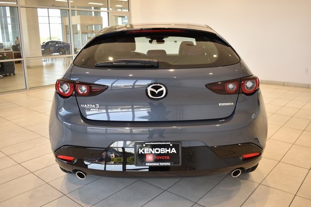 2024 Mazda Mazda3 2.5 s Carbon photo 8