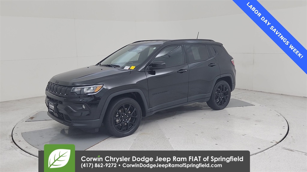 2022 Jeep Compass Altitude photo 2