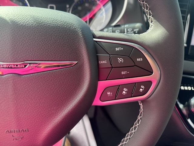2025 Chrysler Voyager LX photo 18