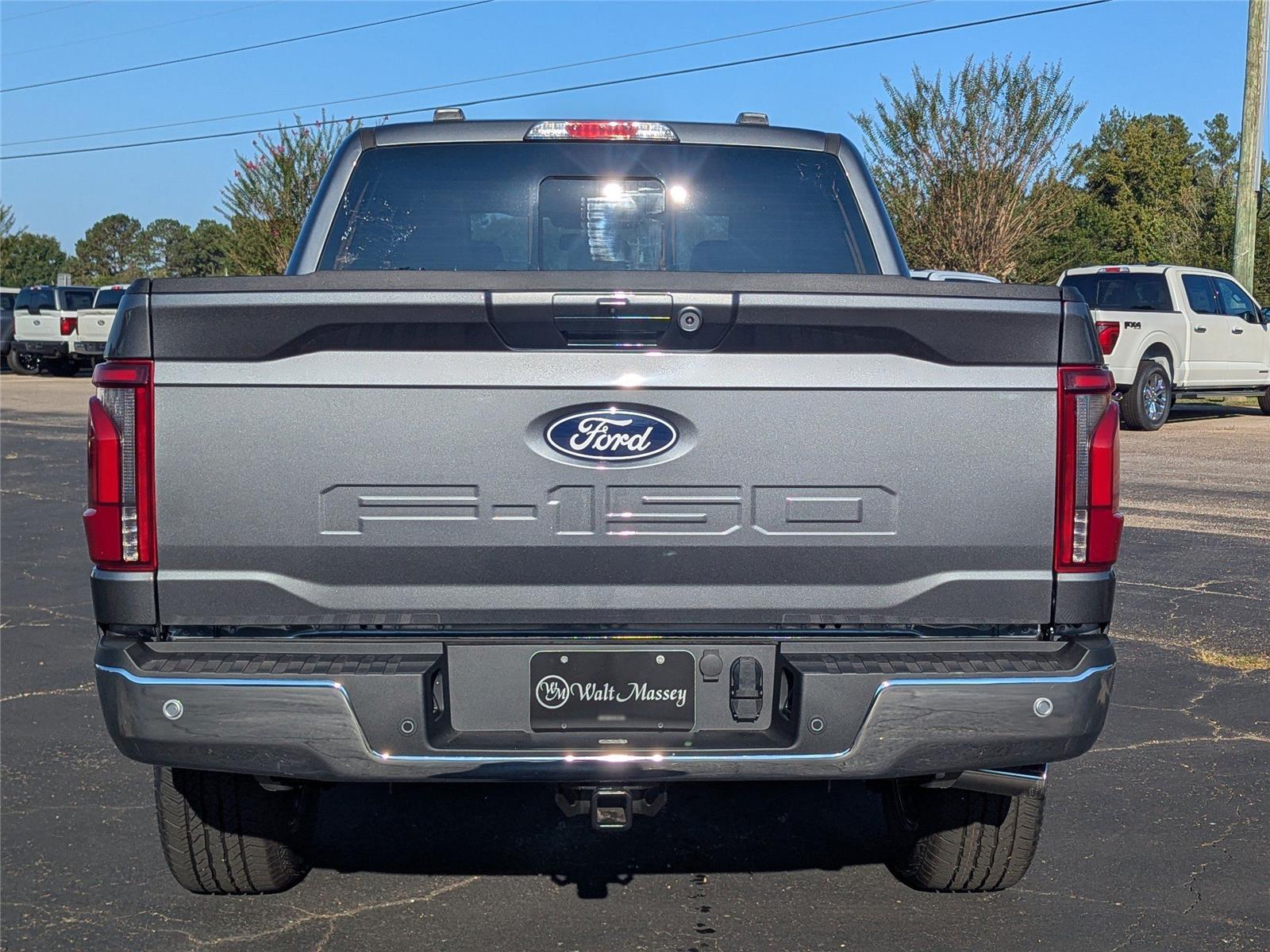 2025 Ford F-150 Lariat photo 4