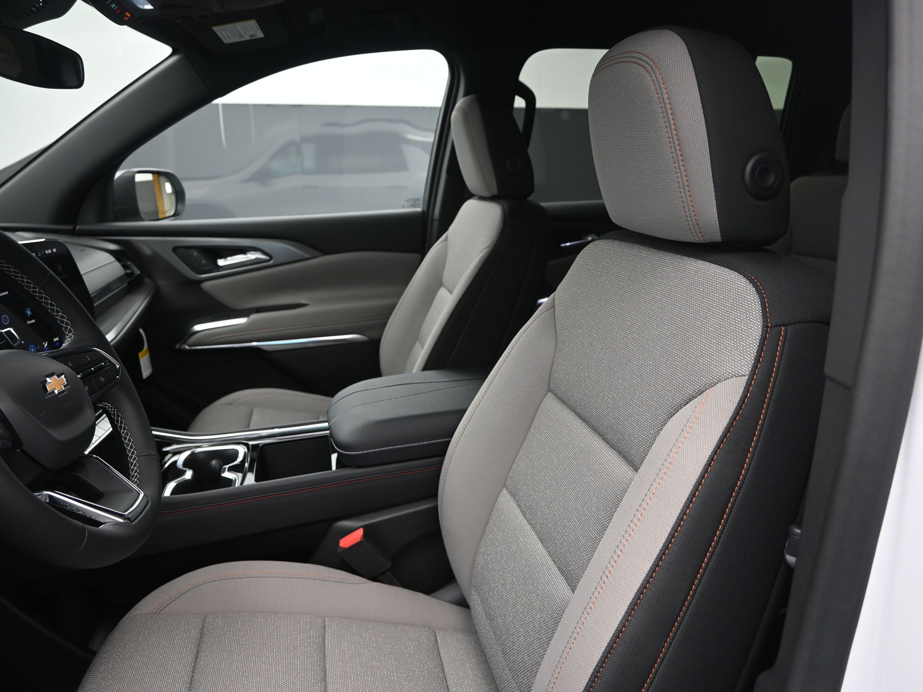 2026 Chevrolet Traverse photo 7
