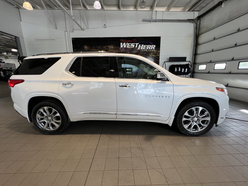 2020 Chevrolet Traverse Premier photo 10