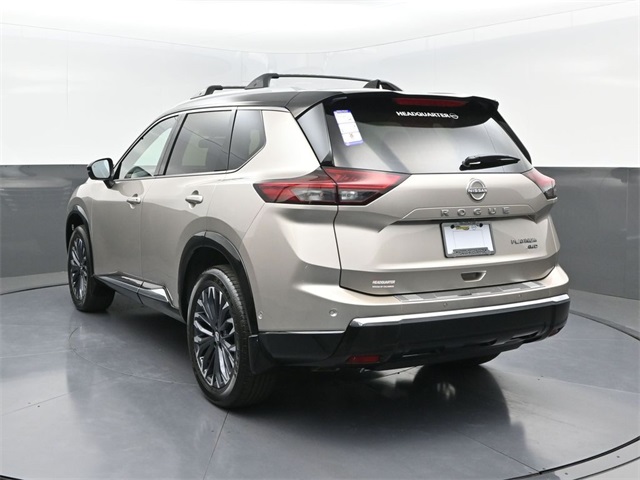 2026 Nissan Rogue Platinum photo 4