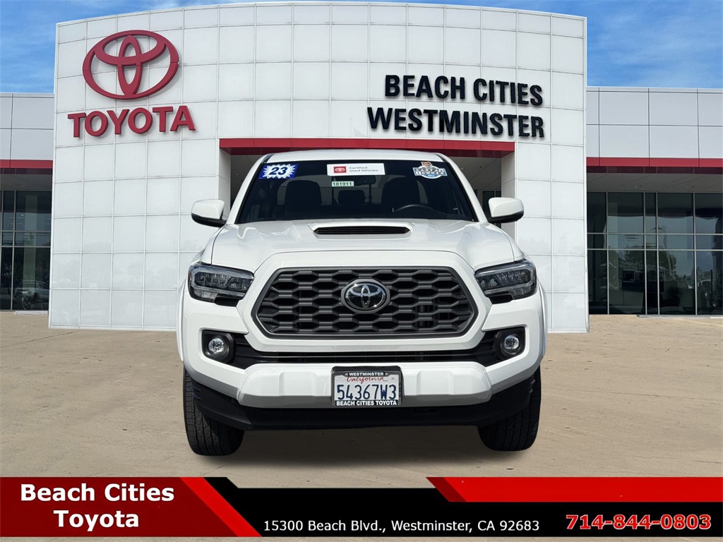 2023 Toyota Tacoma TRD Sport photo 3