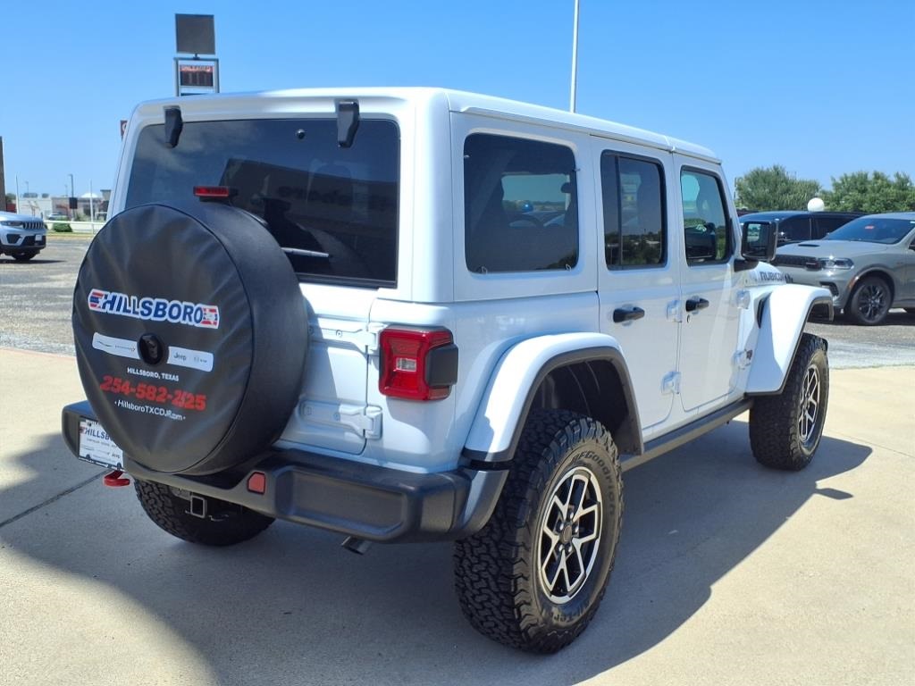 2025 Jeep Wrangler Rubicon photo 7