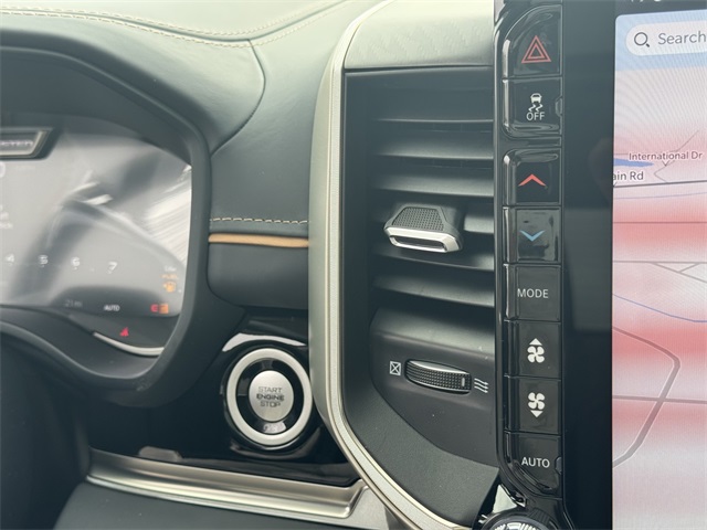 2025 Ram 1500 photo 46