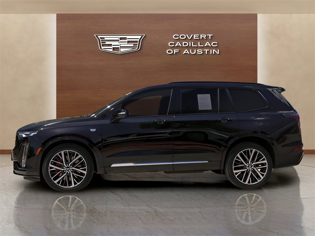 2025 Cadillac XT6 Sport photo 2