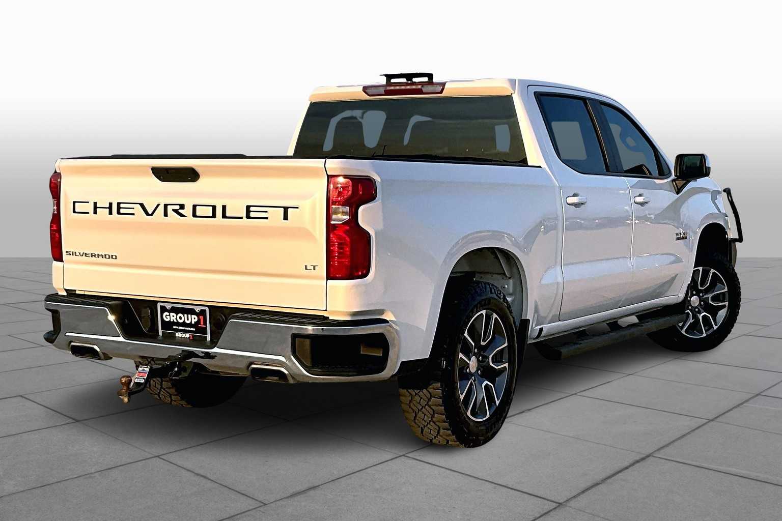 2020 Chevrolet Silverado 1500 LT photo 12