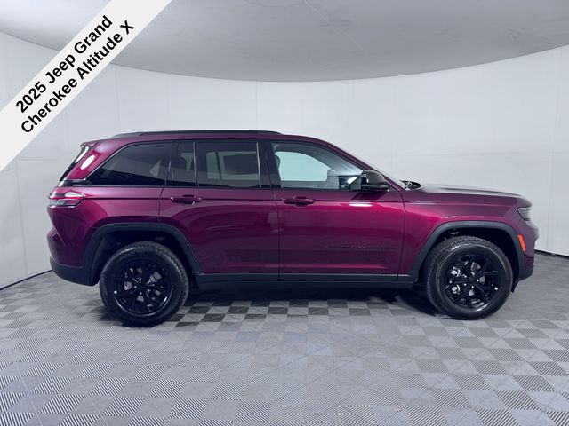 2025 Jeep Grand Cherokee Altitude X photo 7