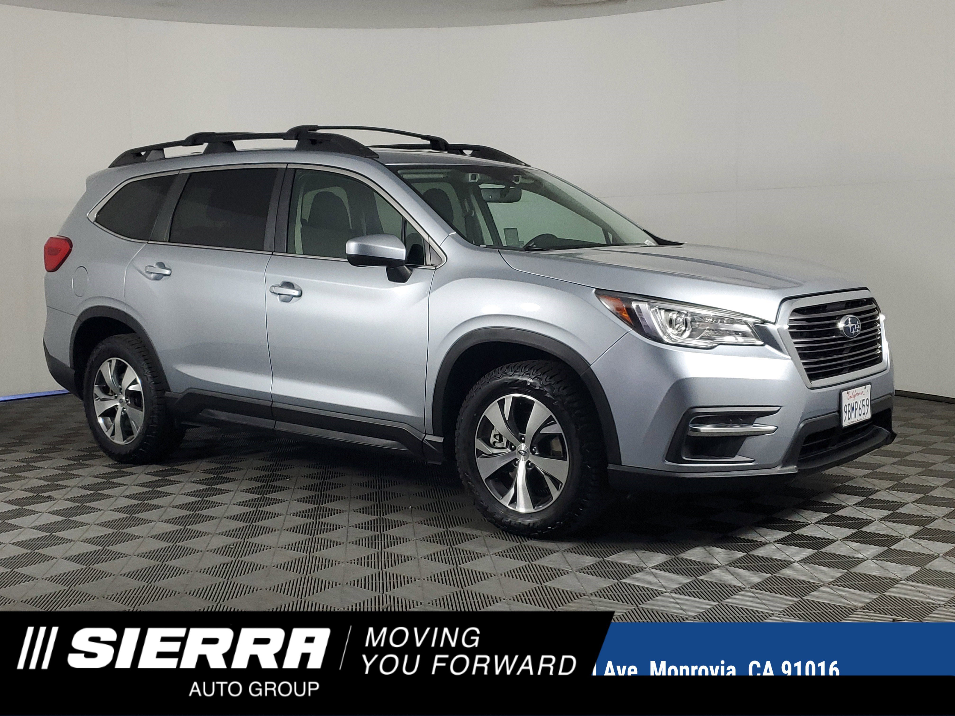 2022 Subaru Ascent Premium's photo