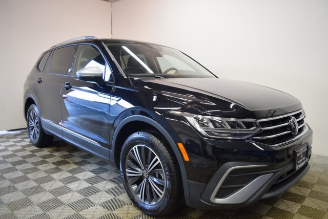 2024 Volkswagen Tiguan 2.0T Wolfsburg Edition