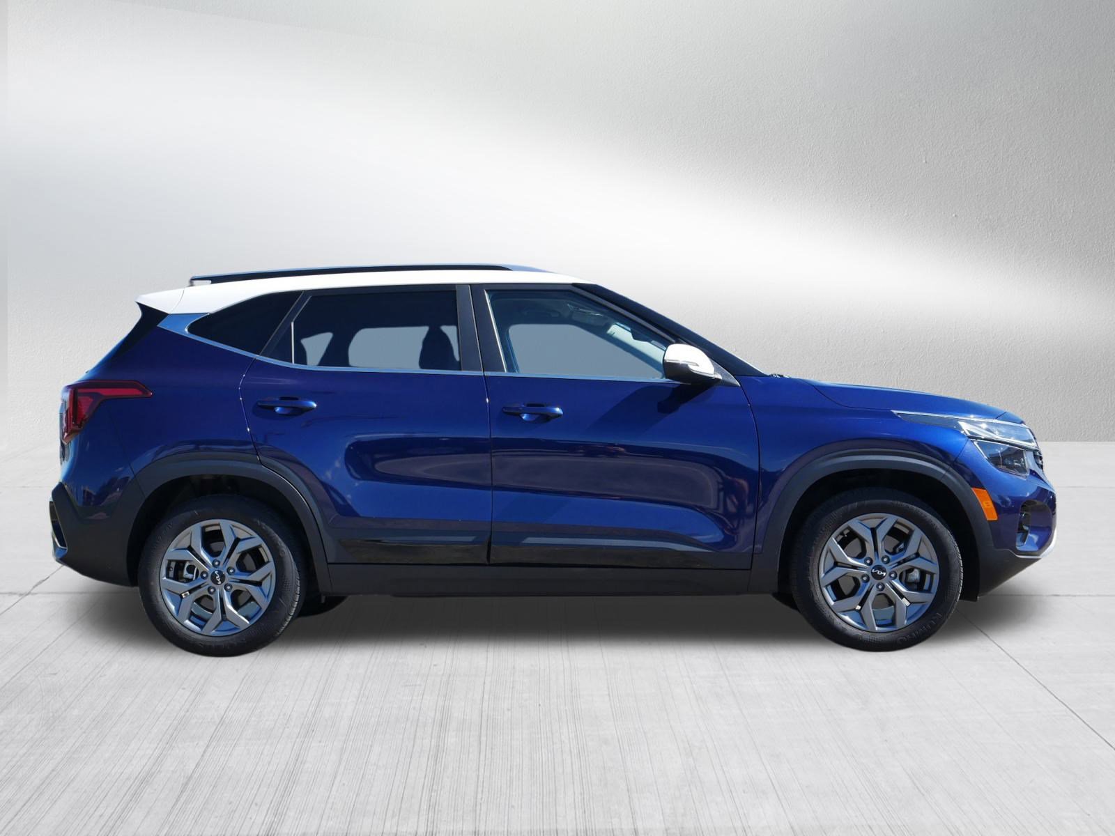 2024 Kia Seltos S X-Line photo 7