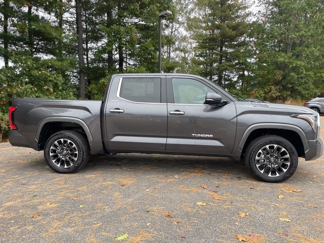 2026 Toyota Tundra Limited CrewMax photo 4