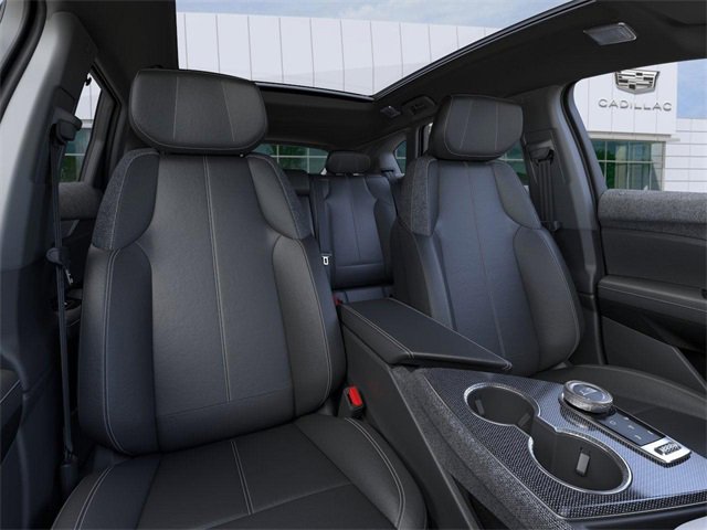 2025 Cadillac Optiq Luxury photo 13