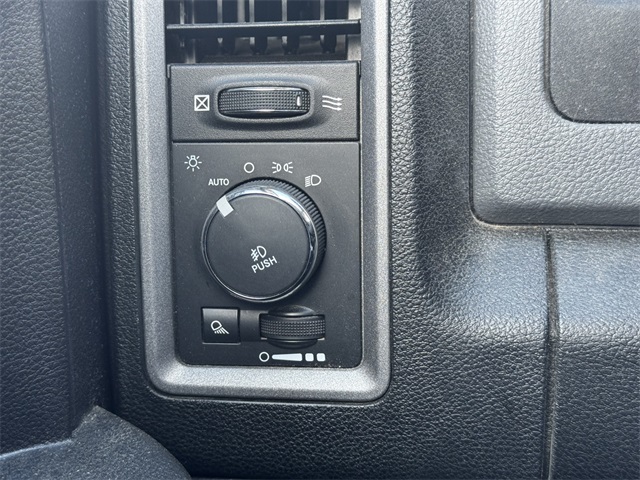 2015 Ram 1500 Express photo 20