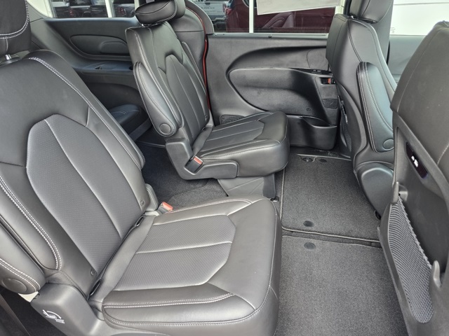 2026 Chrysler Pacifica photo 26