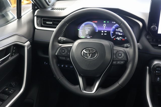 2023 Toyota RAV4 Hybrid XSE photo 8