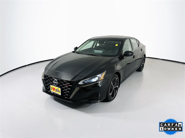 2023 Nissan Altima 2.5 SR photo 4