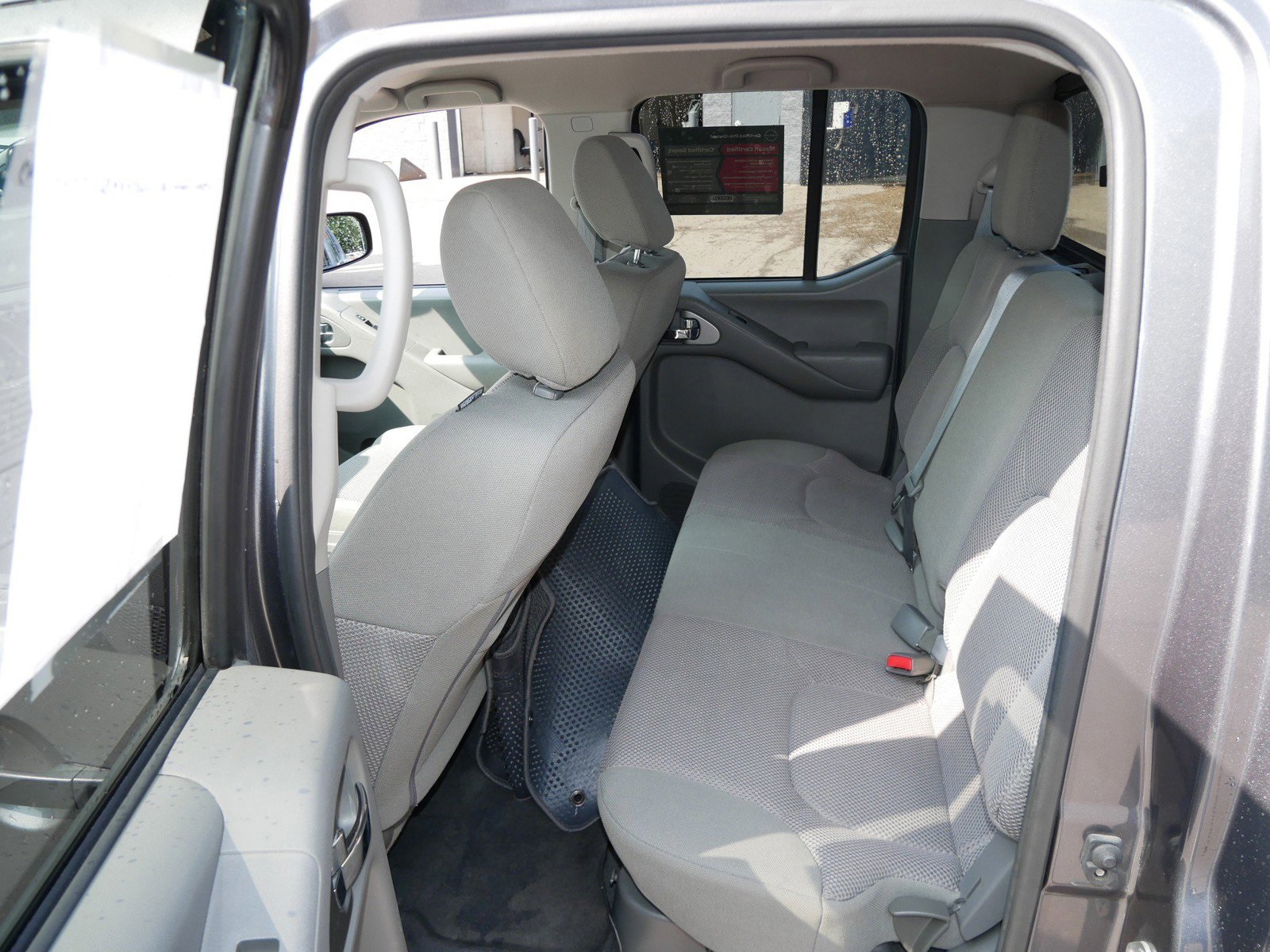 2020 Nissan Frontier SV photo 11
