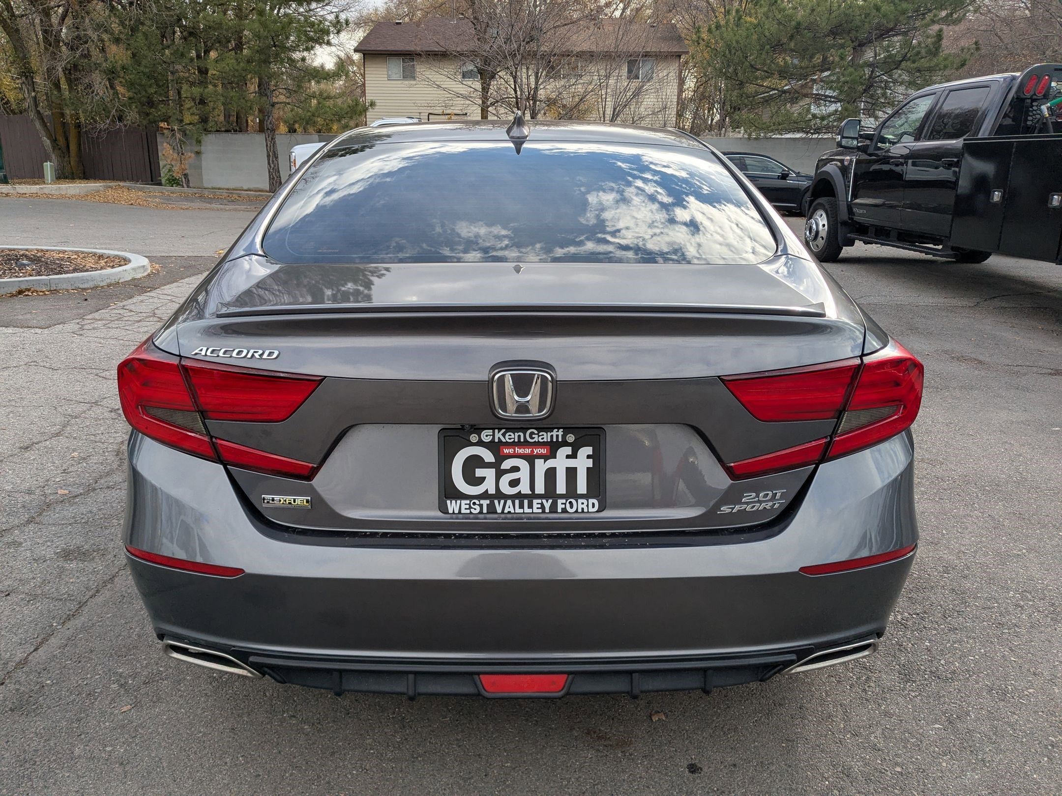 2018 Honda Accord Sport 2.0T photo 4