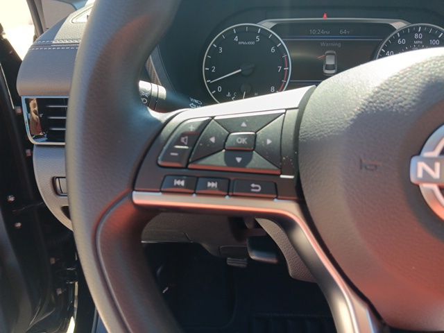2025 Nissan Sentra SV photo 9