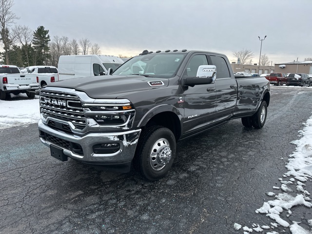 2025 Ram 3500 Limited photo 4