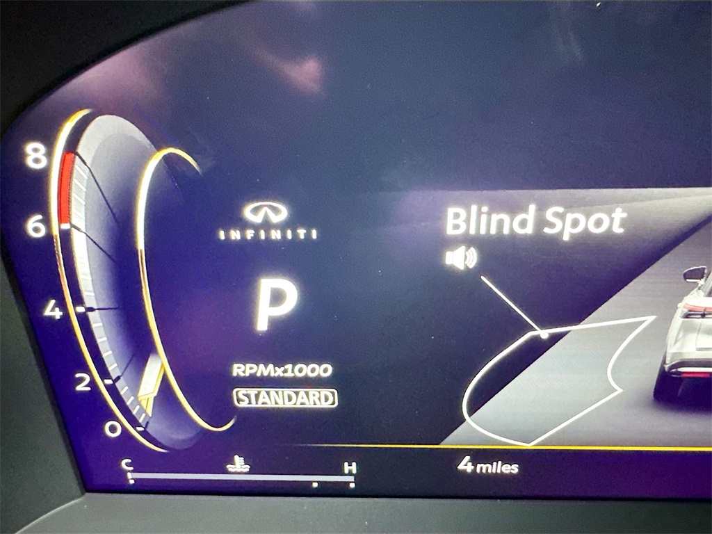 2026 Infiniti QX60 Luxe photo 12