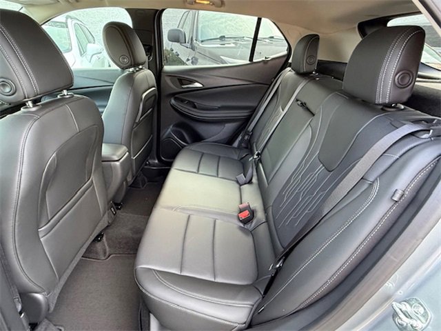 2026 Buick Encore GX Avenir photo 14