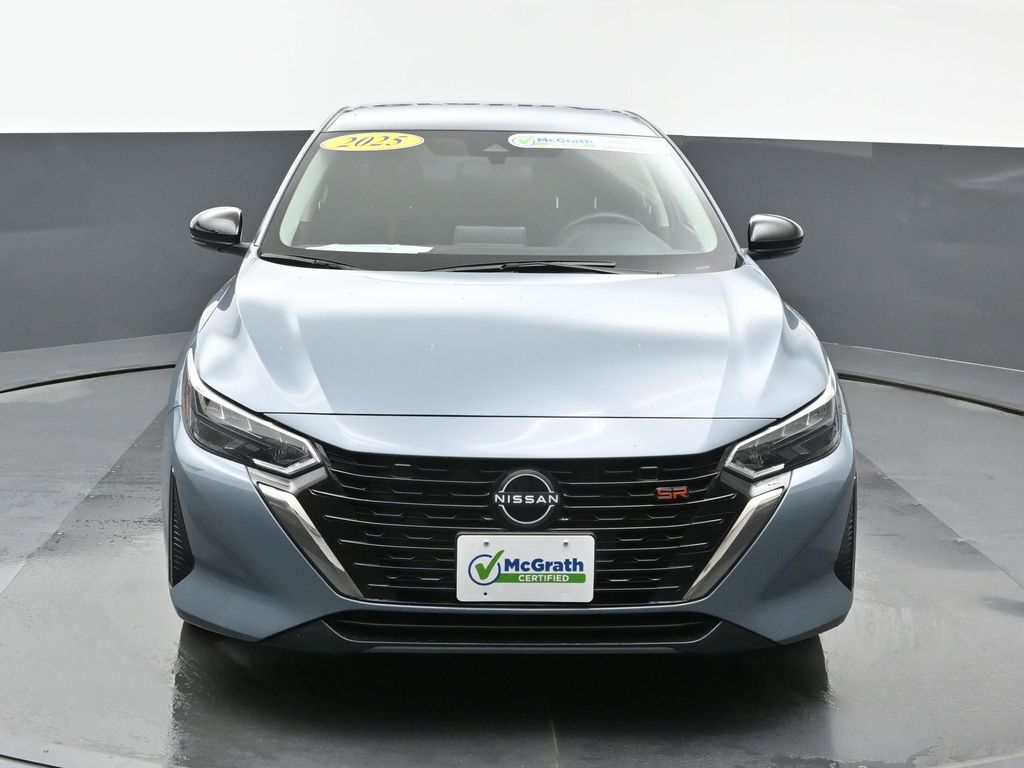 2025 Nissan Sentra SR photo 3