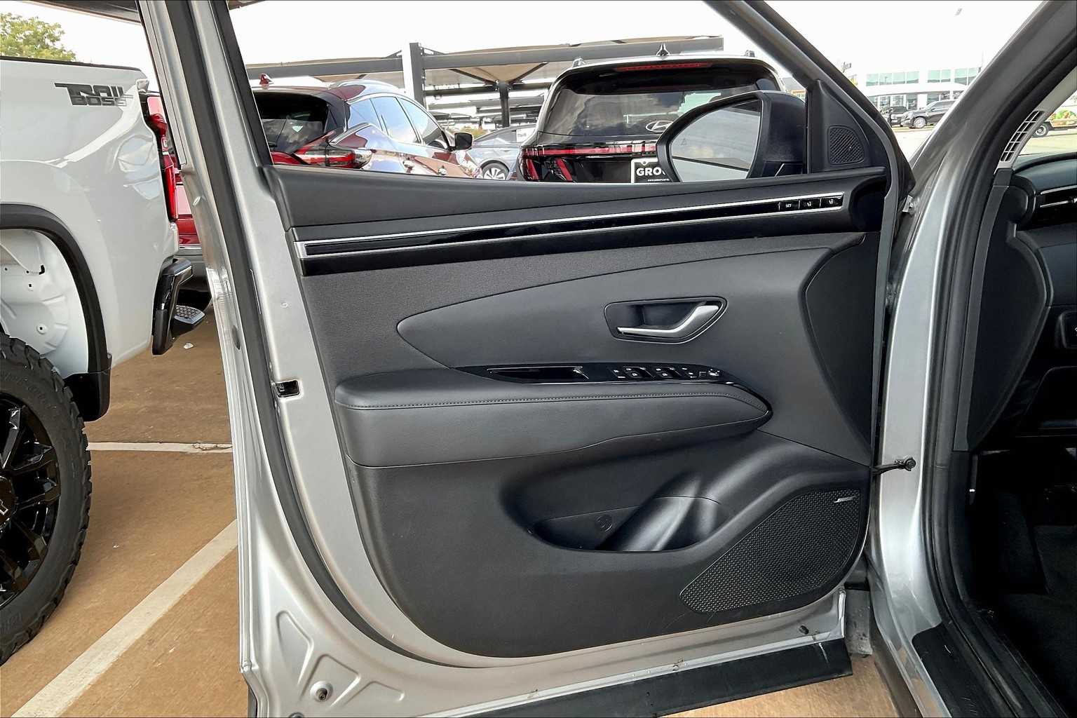 2023 Hyundai Tucson Limited photo 16
