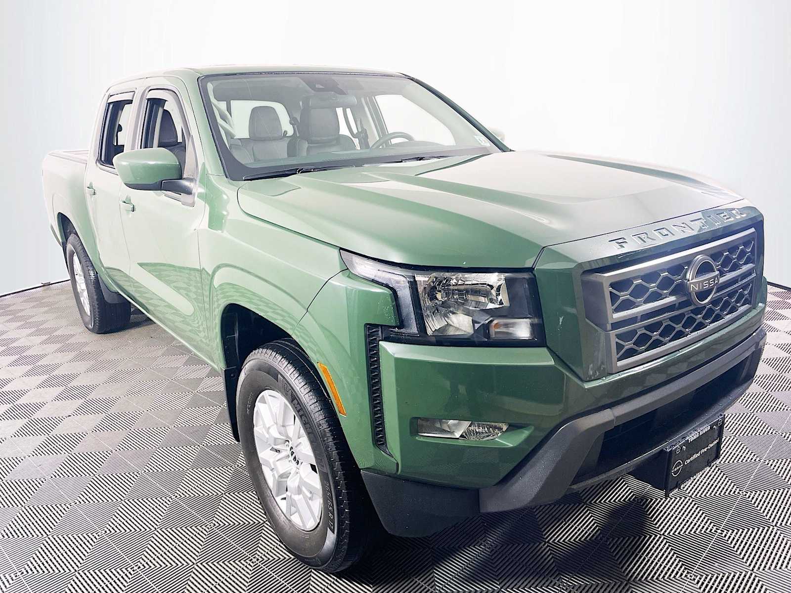 2022 Nissan Frontier SV photo 3