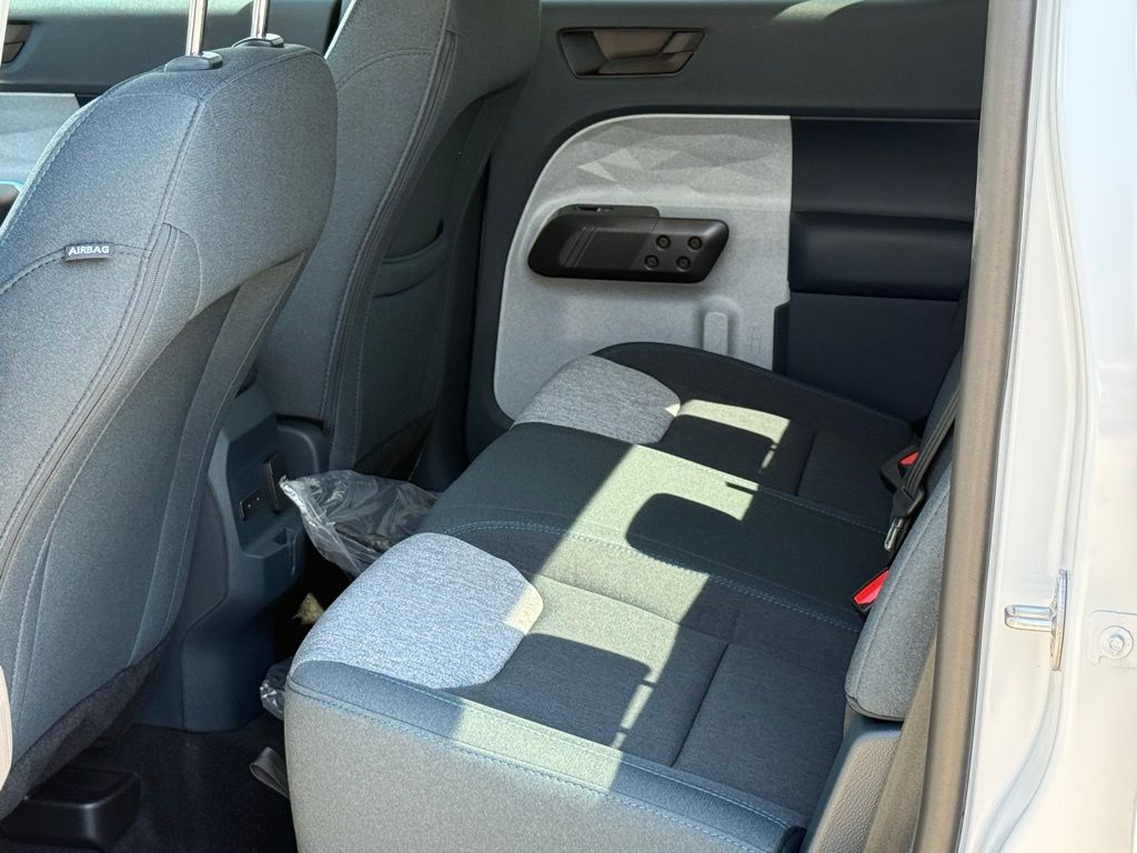 2025 Ford Maverick XLT photo 7